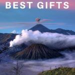 best gifts for travelers. Are you looking for the perfect gifts for the travel lovers in your life? We can help. #travel #gifts #traveling