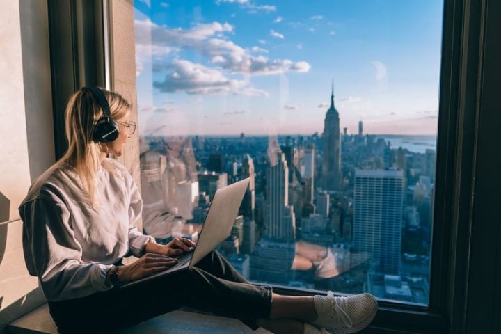 17 In-Demand Digital Nomad Jobs – Earn Money From Anywhere in the World